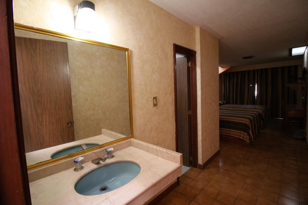 Hotel Isabel I Oaxaca Экстерьер фото